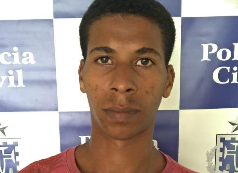 Salvador: Homem é preso após atrair jovem de 18 anos com oferta de trabalho e estuprá-la dentro de casa