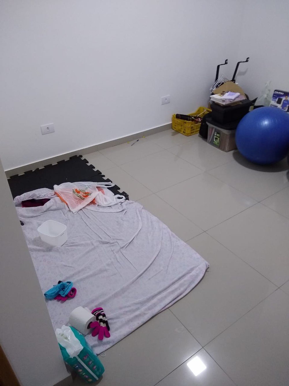 Menina de 11 anos morre de fome ao ser obrigada pela mãe e jejuar