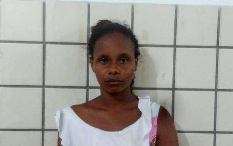 Caravelas: Acusada de tráfico é presa pela PM após denúncia anônima