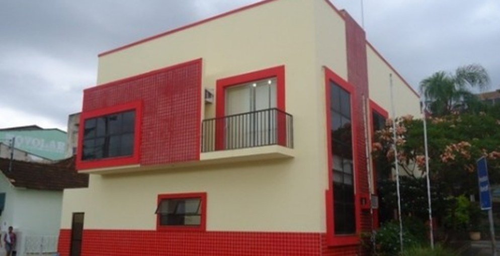 Medeiros Neto: Prefeitura já homologou quase R$ 60 milhões em licitações