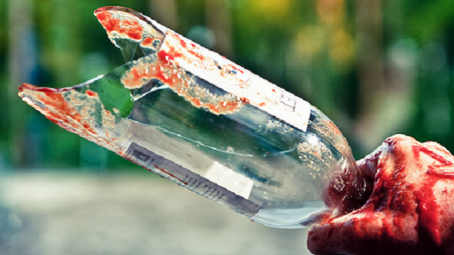 Mulher é agredida e tem pescoço cortado à garrafadas em Eunápolis