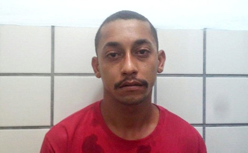 Policiais Militares de Mucuri prendem teixeirense que foi vender drogas em Mucuri