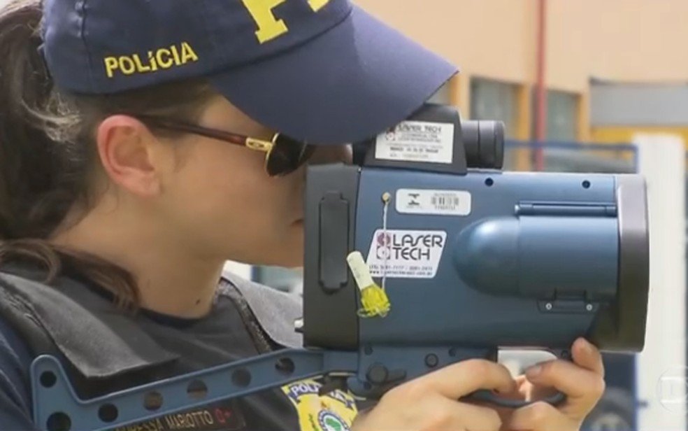 Justiça Federal no DF determina que PRF volte a usar radares móveis em rodovias