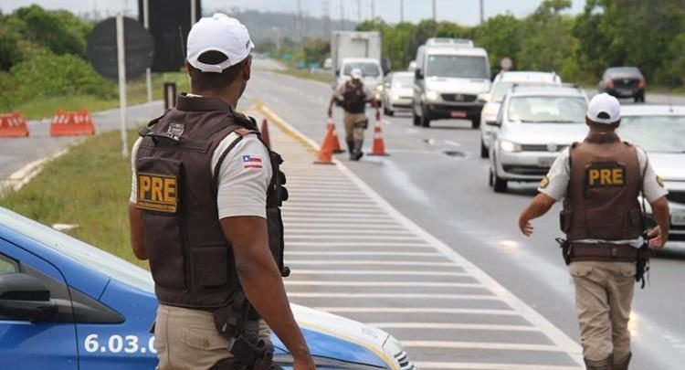 PM registra 27 acidentes e 3 mortes nas rodovias baianas durante operação especial de Réveillon
