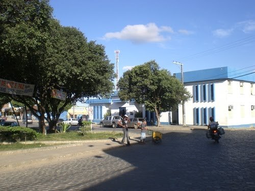 Itamaraju: Professor é afastado da escola após ser acusado de assédio contra alunas