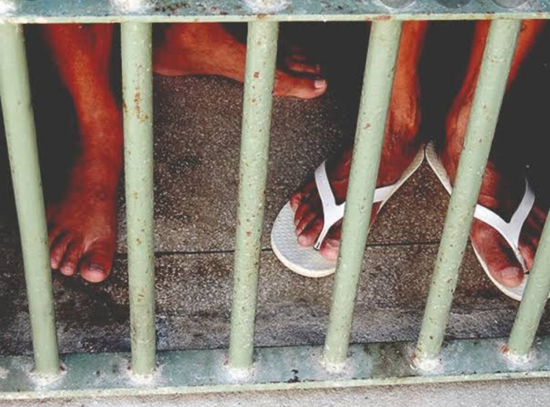 Bahia: Justiça libera mais de 800 presos de penitenciárias por causa do Coronavírus