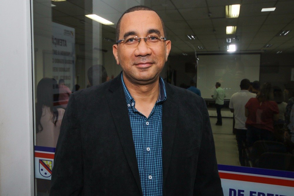 Teixeira de Freitas: APLB recomenda que Secretário de Educação suspenda as aulas municipais