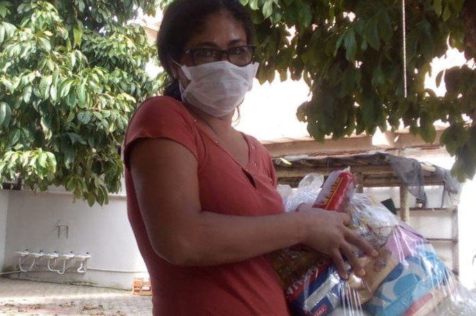 Crianças matriculadas nas creches do município recebem kit de alimentação