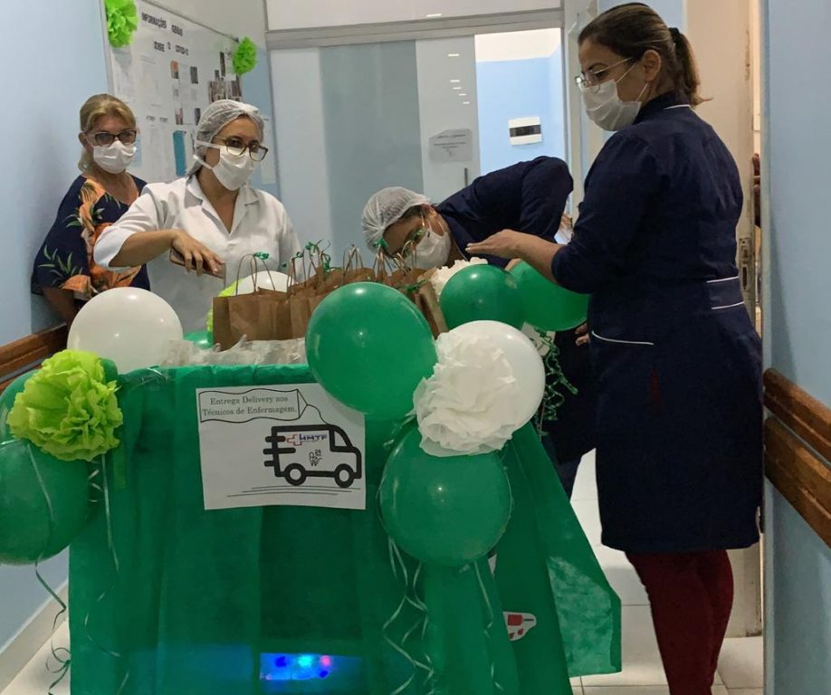 Unidades hospitalares municipais homenageiam técnicos em enfermagem
