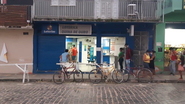 Dono de lotérica com aposta vencedora de R$ 10 milhões comemora prêmio inédito na BA