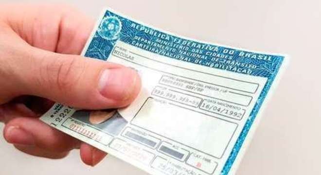 Câmara aprova projeto que aumenta limite de pontos na CNH