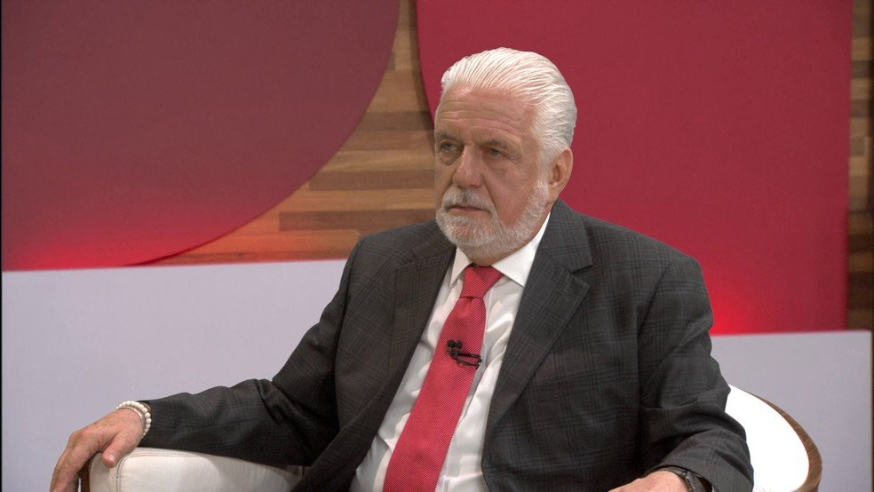 Justiça determina bloqueio de R$ 151,5 mil em bens do senador Jaques Wagner