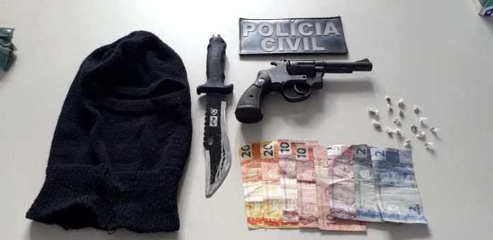 Traficantes envolvidos com mortes são presos em Teixeira