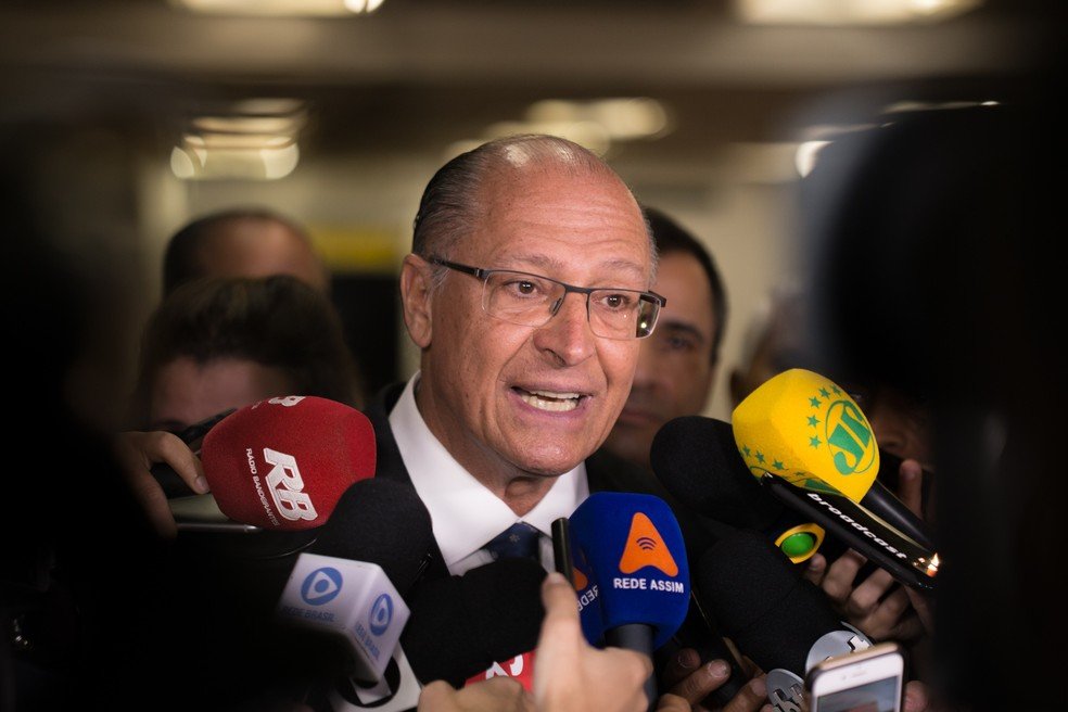 Alckmin é indiciado por suspeita de lavagem de dinheiro, caixa 2 e corrupção