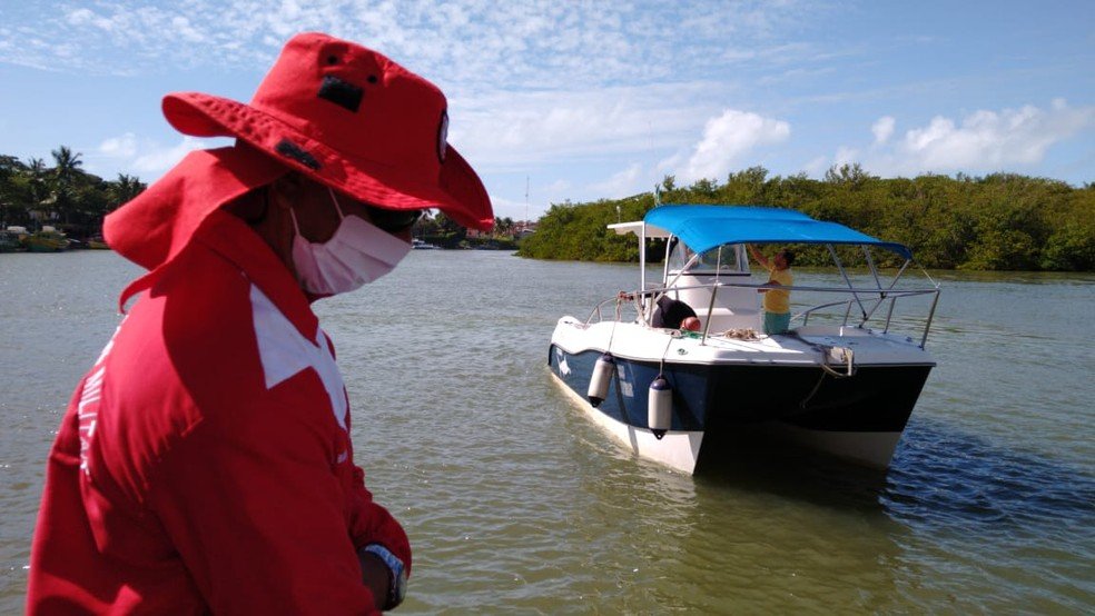 Corpo é achado em praia em Itamaraju
