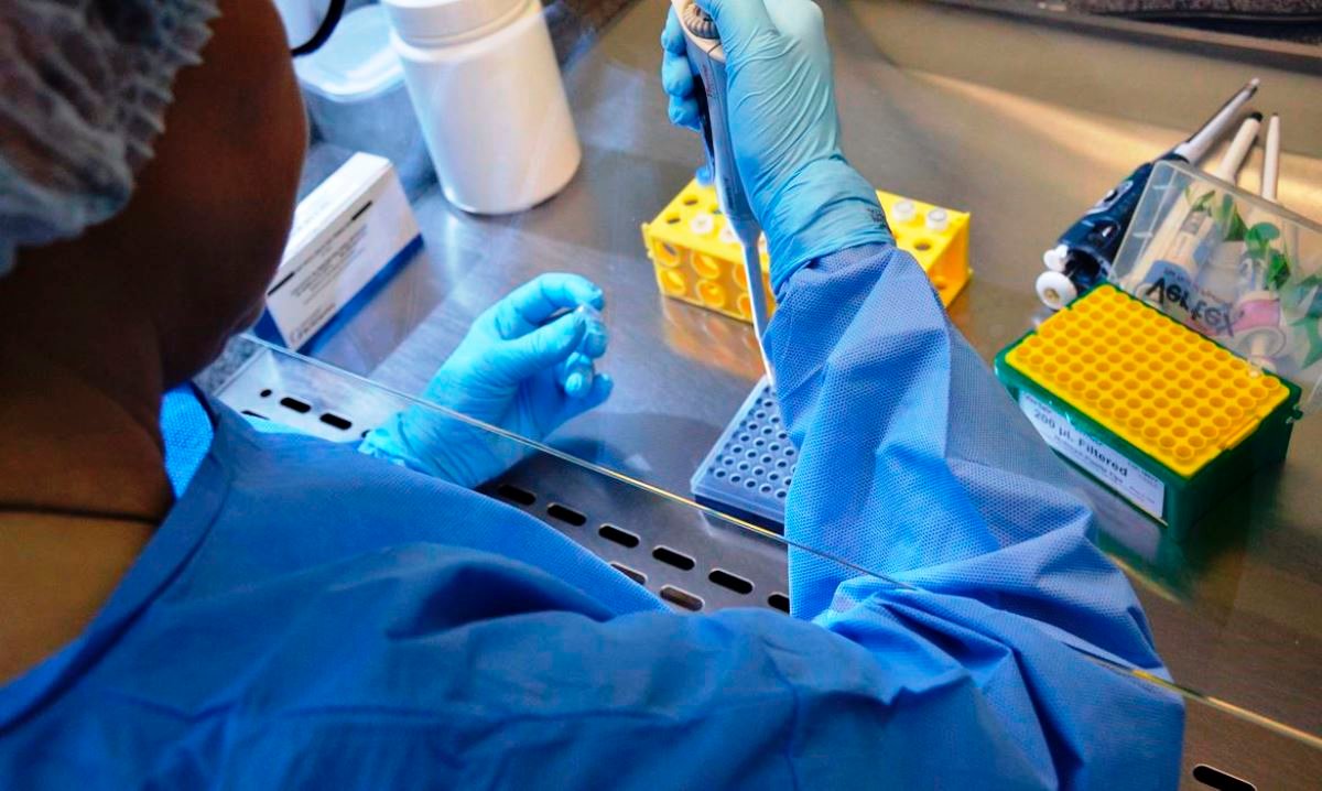 Com mais de 100 mil mortes, Brasil registra 841 óbitos em 24 horas