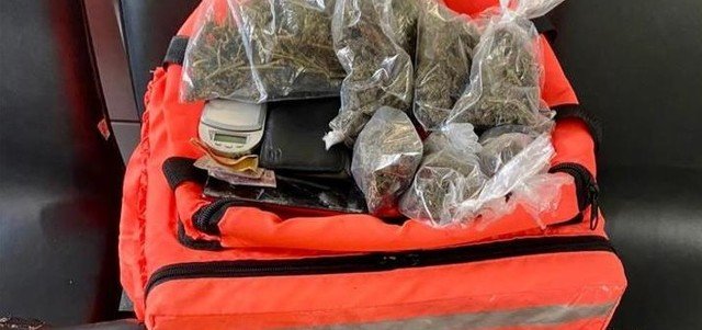 Homem é preso após ser flagrado fazendo delivery de maconha para bairros nobres de Salvador