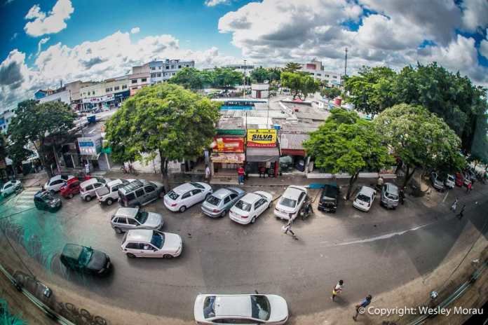 Toque de recolher e horário especial do comércio mantidos em Teixeira