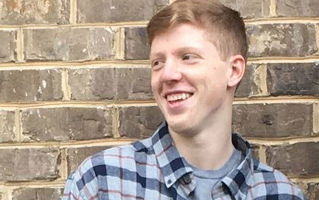 Jovem atleta de 19 anos morre por complicações neurológicas de Covid-19 nos EUA