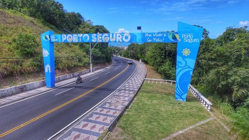 Porto Seguro libera ambulantes, passeios aquáticos e eventos