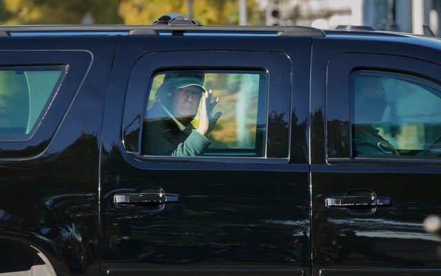 Um dia após vitória de Biden, Trump volta a insistir em fraude eleitoral