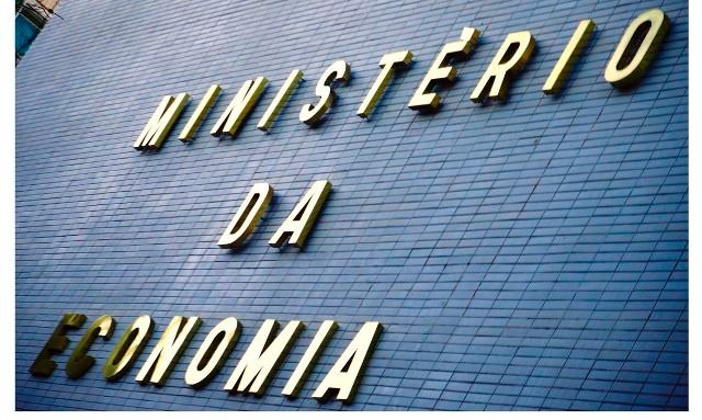 Pequenas e médias empresas podem publicar balanços na internet