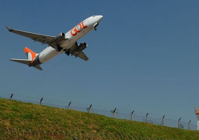 Preços das passagens aéreas para Salvador e região metropolitana registram maior aumento do país