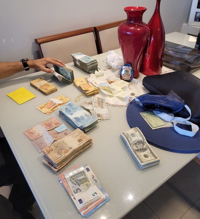 PF e CGU combatem esquema de desvio de recursos públicos do município de Ibititá