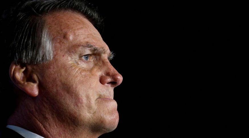 Defesa de Bolsonaro estima R$ 2 milhões em pagamentos de ações judiciais; advogados estudam vaquinha online
