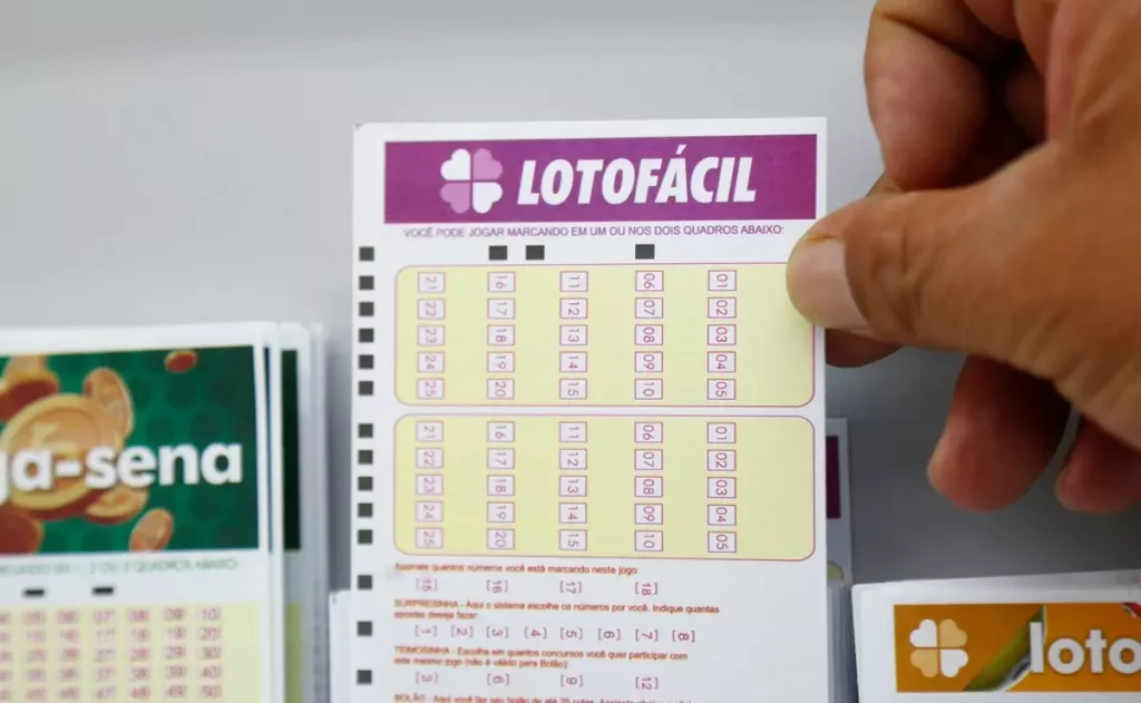 Lotofácil: tres apostas dividem prêmio de quase R$ 10 milhões