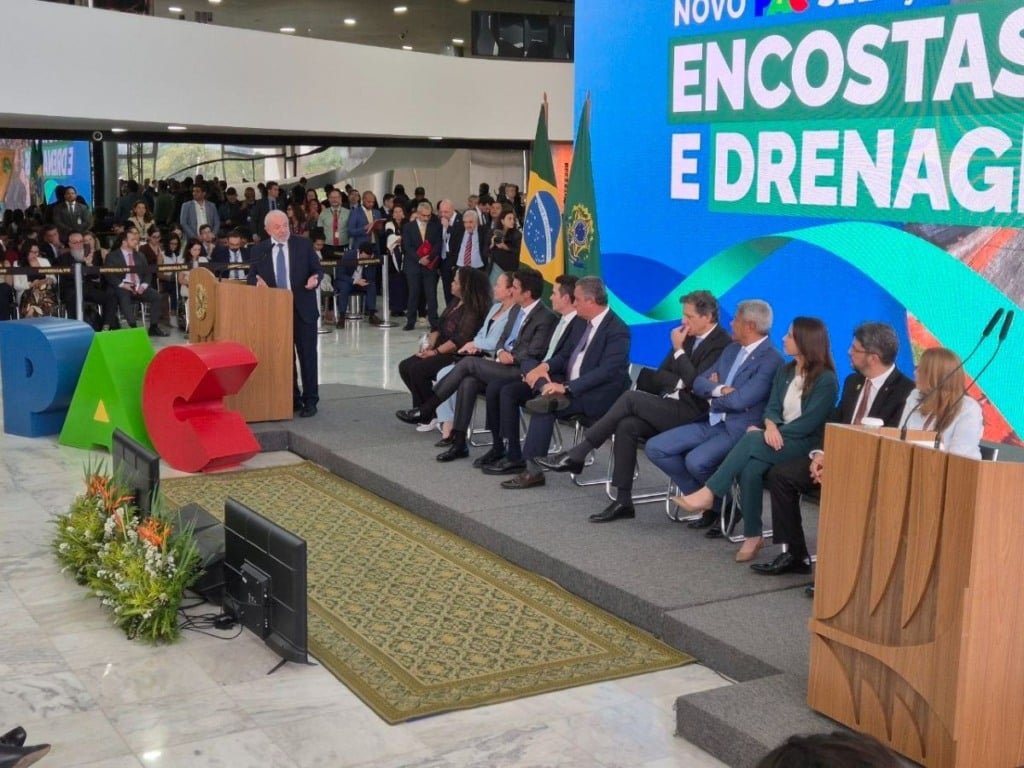 Bahia é contemplada com R$ 1,3 bilhão do Novo PAC Seleções para obras de drenagem e contenção de encostas