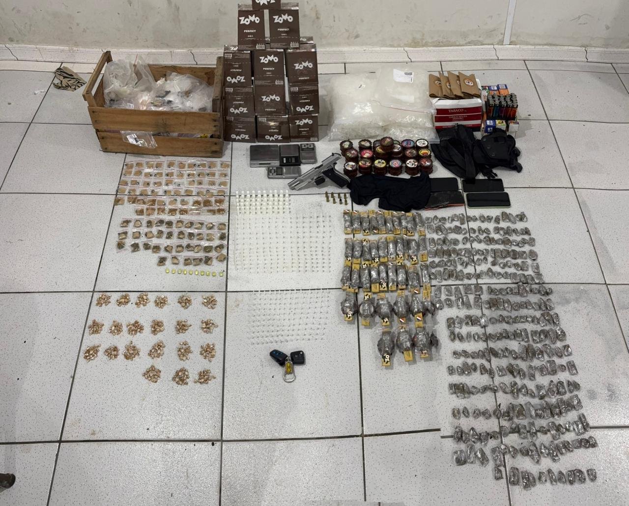 Porto Seguro: PM apreende arma, drogas e veículo durante operação