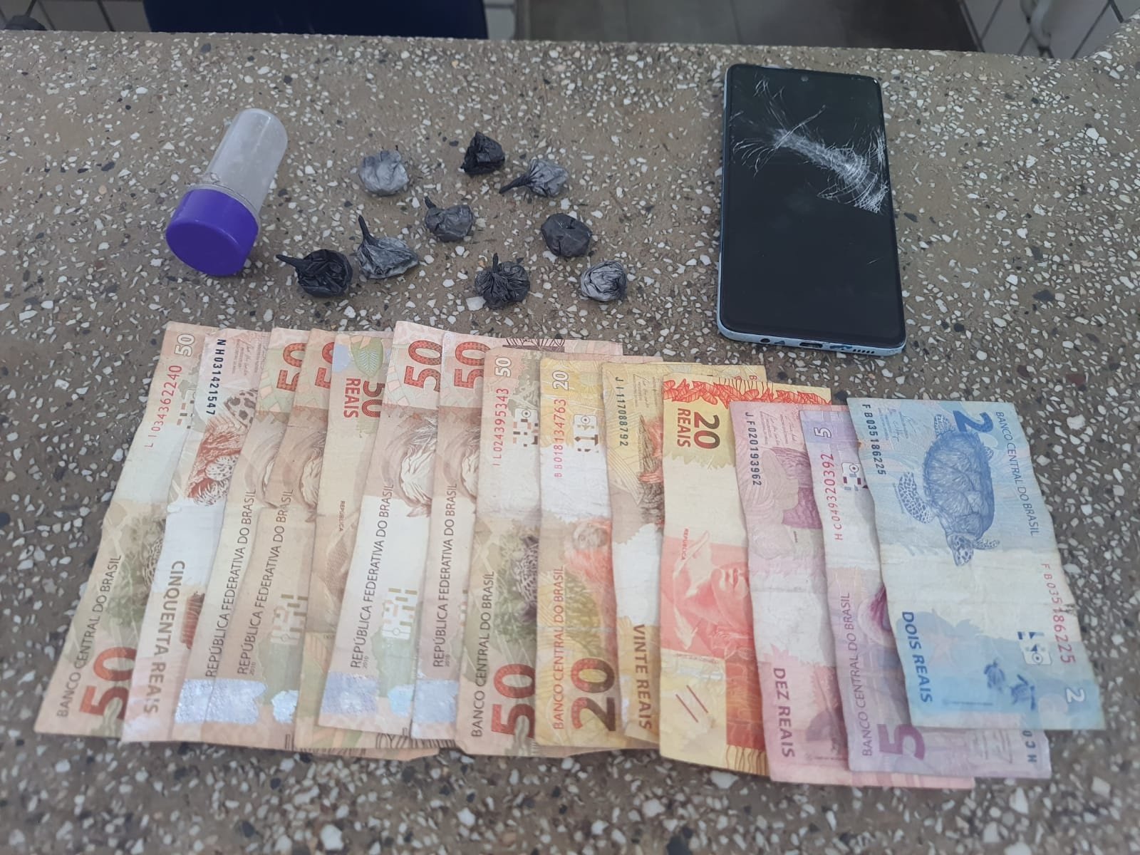 Polícia Militar prende homem com cocaína em Teixeira de Freitas