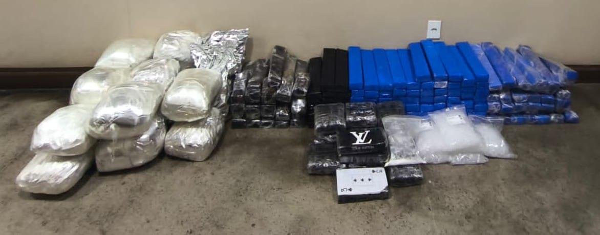 Cabrália: PMBA realiza apreensão de grande quantidade de drogas