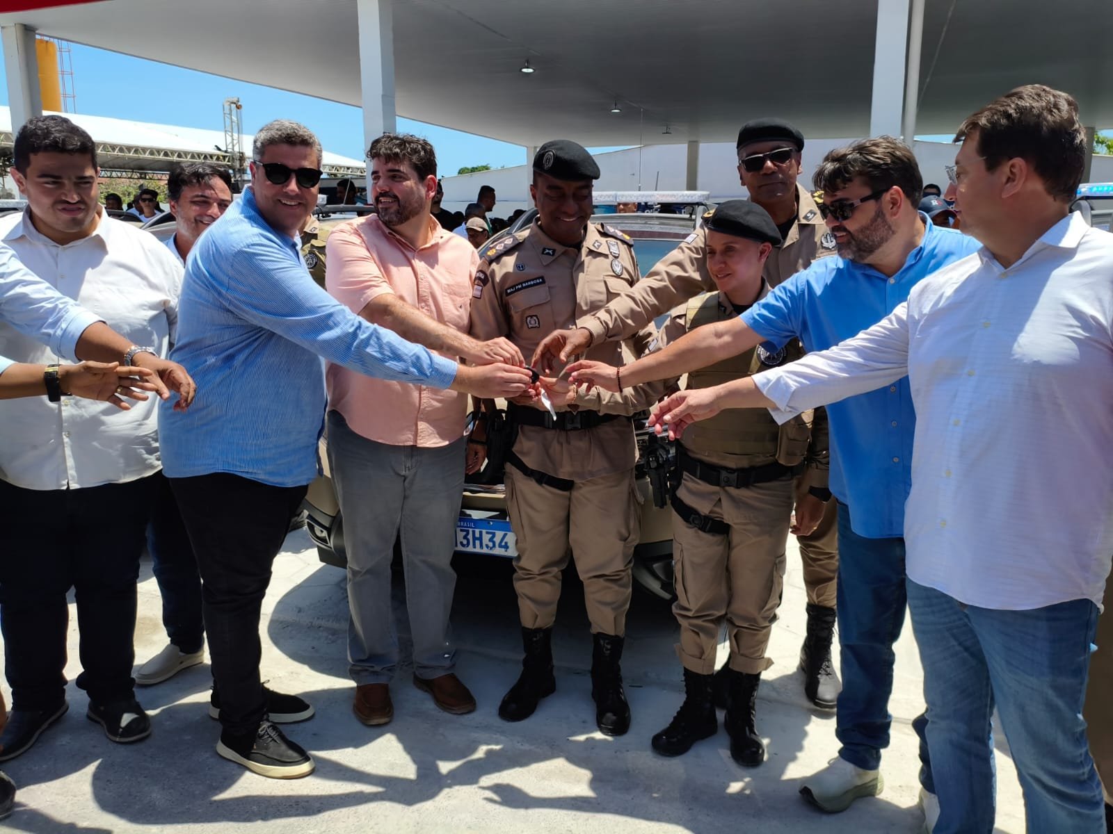 Polícia Militar reforça policiamento de Teixeira de Freitas com nova viatura no lançamento da Operação Verão 2025/2026