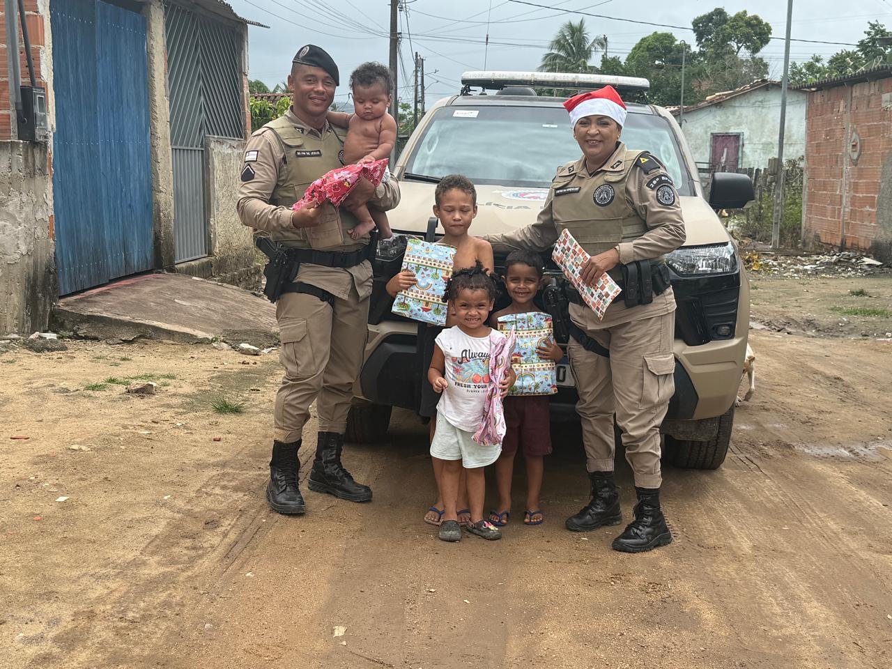 “Juntos, a magia acontece”: 28º BPM encerra campanha solidária com entrega de brinquedos e mensagens de esperança