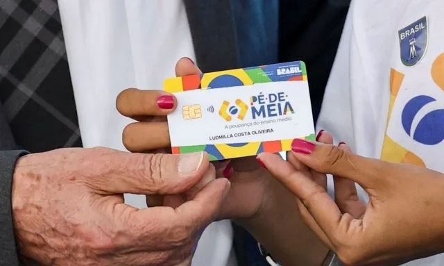 MEC divulga calendário do Pé-de-Meia 2026; pagamentos começam em 26 de fevereiro