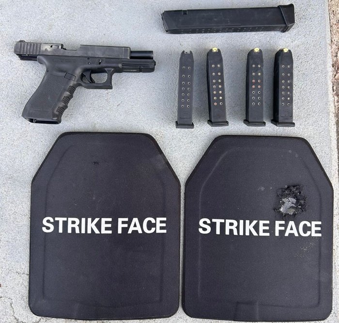 Prado: PM apreende arma de fogo e equipamentos balísticos