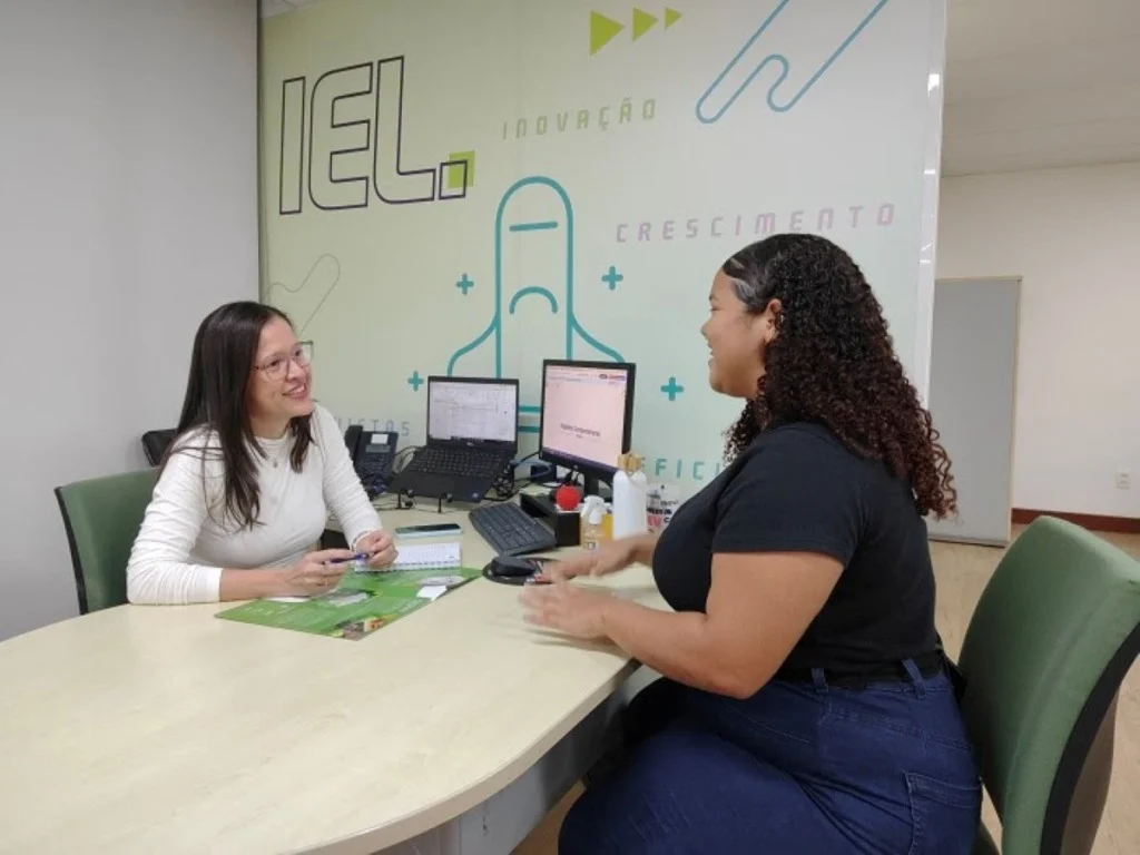 Projeto de Lei prevê salário mínimo para estagiários em todo o país; entenda