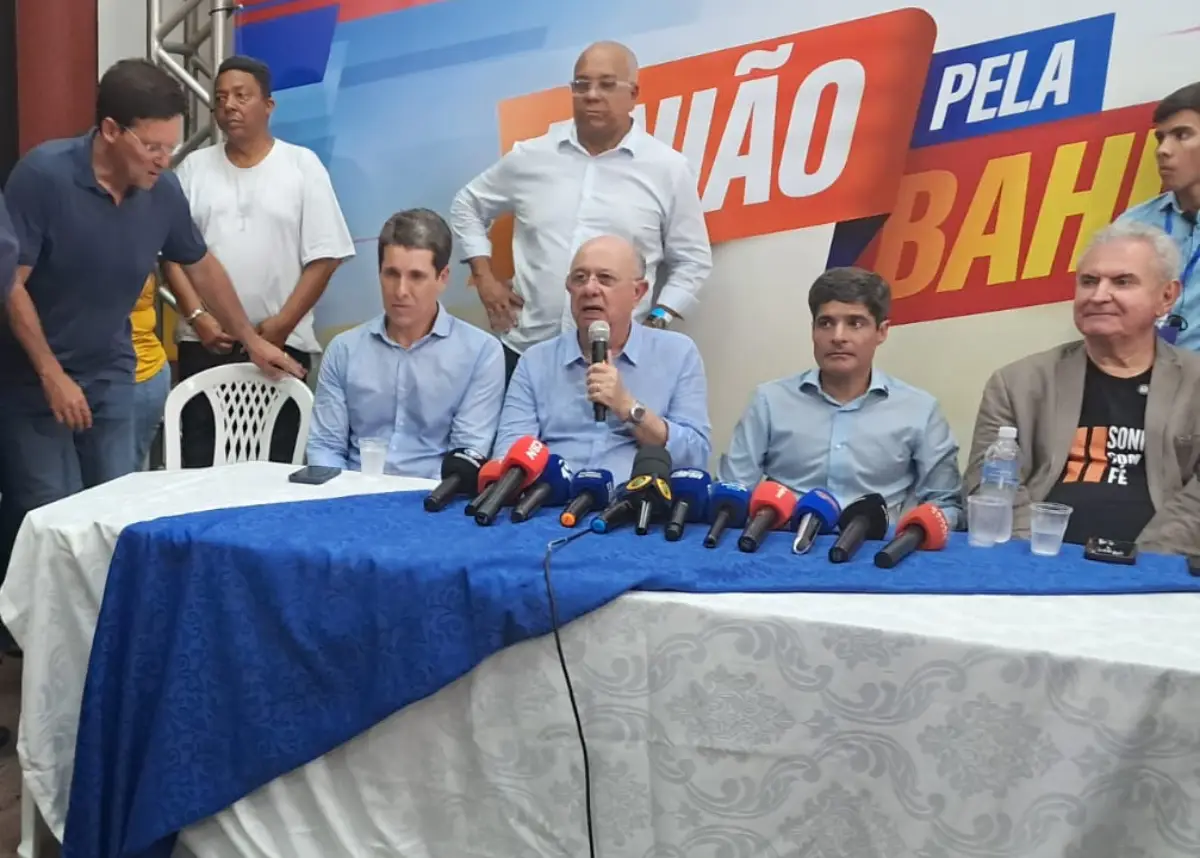 José Ronaldo afasta rumores e reafirma aliança com ACM: “Eu tenho lado e não mudei”