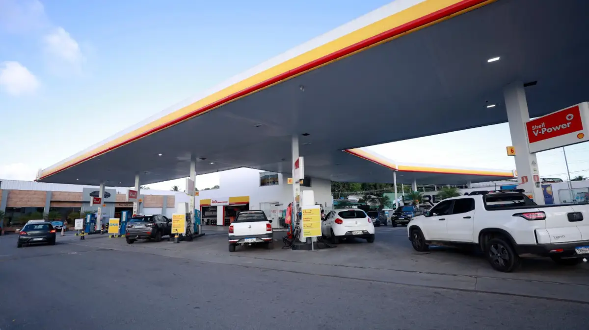 Governador da Bahia anuncia medida para reduzir preço do diesel