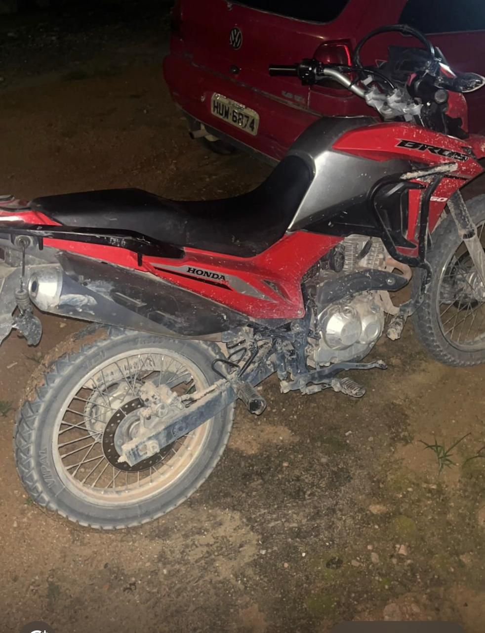 Polícia Militar recupera motocicleta roubada em Itamaraju