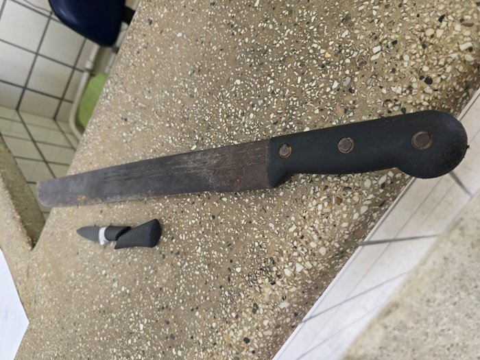 Polícia Militar prende suspeito após atacar homem com facão em Teixeira de Freitas