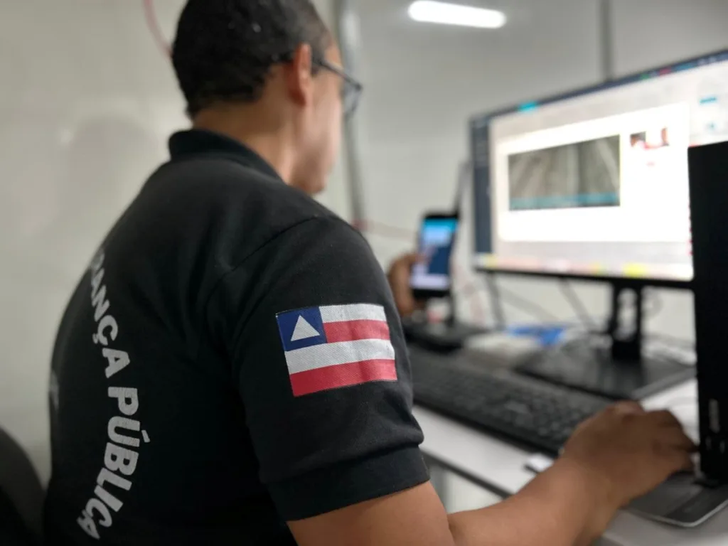 Tecnologia de reconhecimento facial da SSP localiza 500 foragidos em 2026