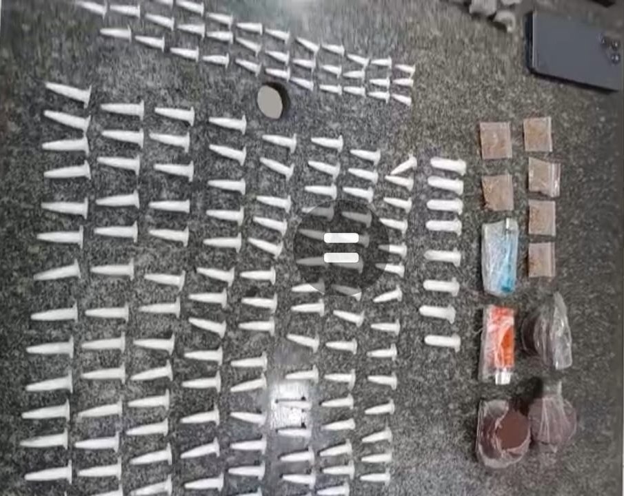 Itabela: PMBA apreende drogas, carregador e  recupera veículo com restrição de furto/roubo, após confronto