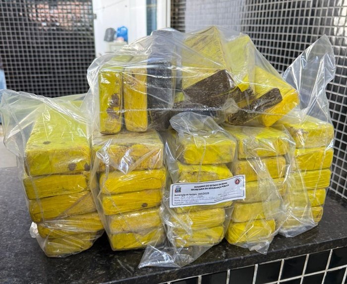 Itamaraju: PMBA apreende mais de 24 KG de maconha durante ação