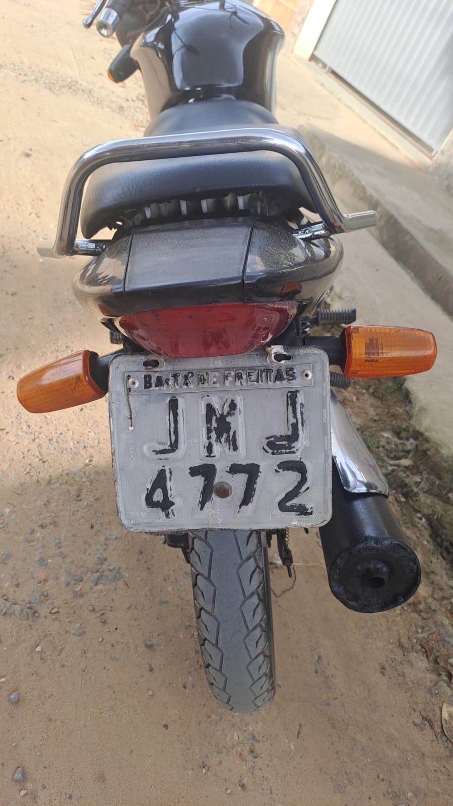 Polícia Militar recupera motocicleta com restrição em Teixeira de Freitas