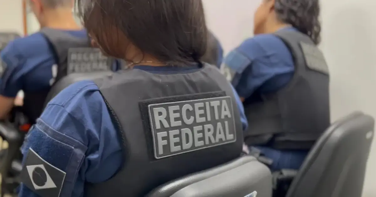 Polícia deflagra nova fase de operação que combate a venda ilegal de celulares e acessórios