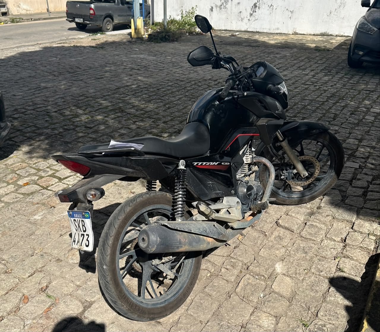PMBA recupera motocicleta com restrição de furto em Teixeira de Freitas