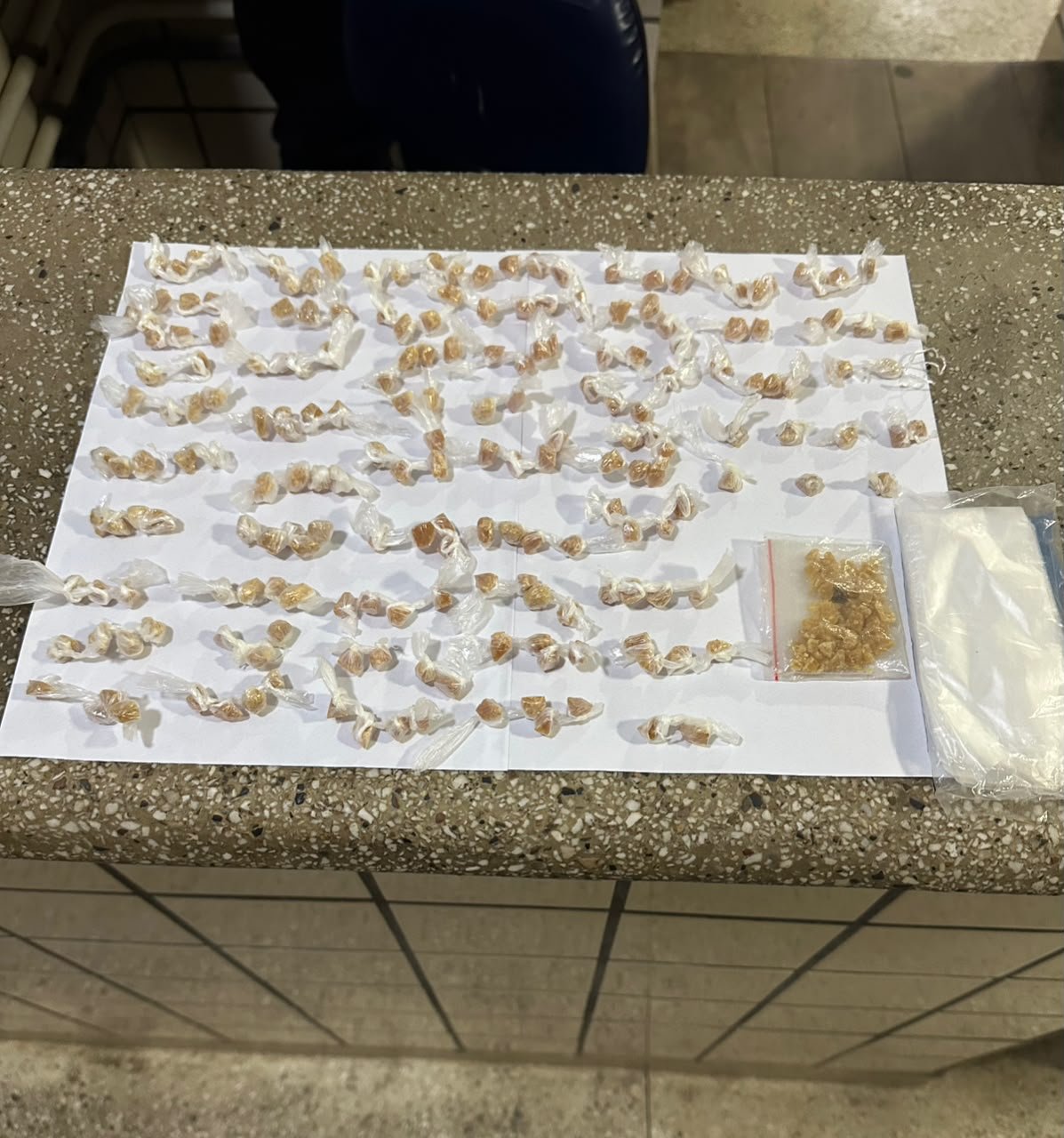 PMBA apreende pedras de crack em Teixeira de Freitas
